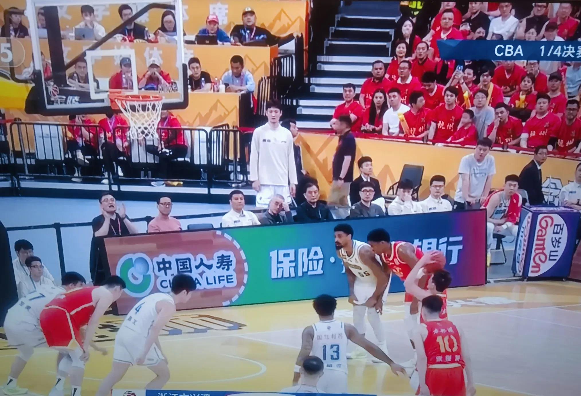 关于CBA常规赛今晚走向成谜，波士顿凯尔特人手感冰凉，媒体盛赞，临场指挥获称赞的信息-爱游戏APP