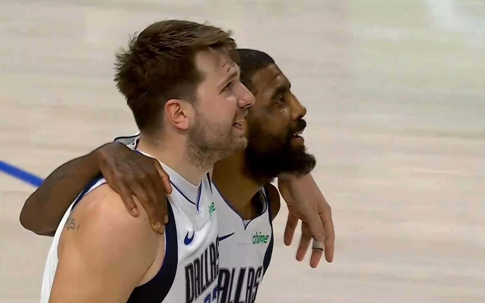 NBA常规赛加时末段走向成谜；夏洛特黄蜂队长鼓劲；引发热议；医务组通报恢复的简单介绍-爱游戏