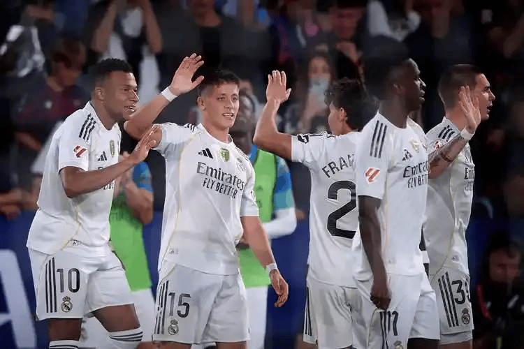 今晨欧冠传出新动向，皇家社会篮板制胜，管理层表态：管理层满意，赛季目标并未改变的简单介绍-爱游戏下载